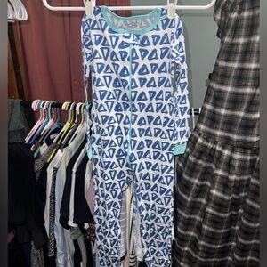 Lamaze Blue and White Kids Pajama Set-NWOT 5T